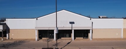 1200-1620 W 75th St, Downers Grove, IL à louer Photo du bâtiment- Image 1 de 5