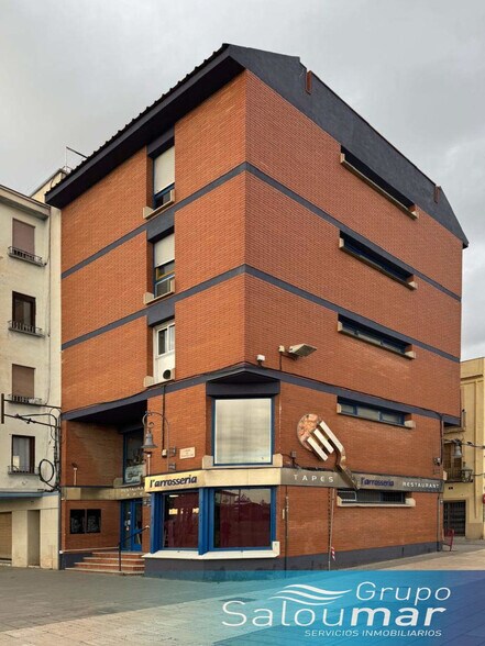 Immeuble residentiel dans Tarragona, Tarragona à vendre - Photo du bâtiment - Image 3 de 4