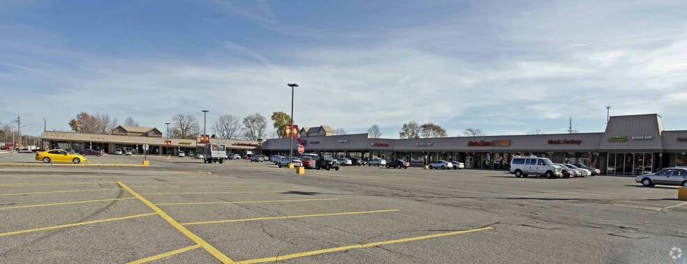 1447-1535 Mentor Ave, Painesville, OH for lease - Building Photo - Image 2 of 4