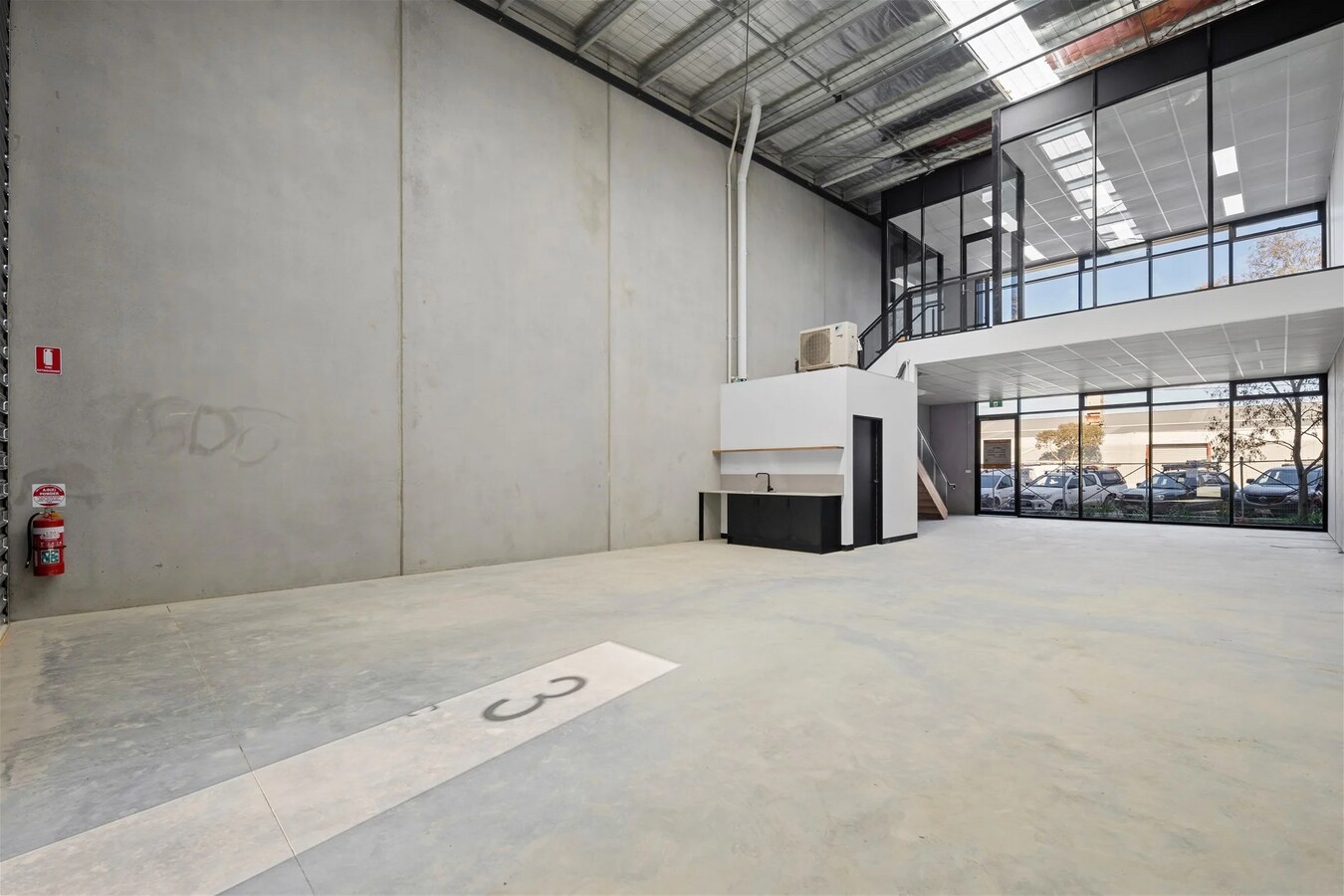 90 Cranwell St, Braybrook, VIC 3019 - Unité 3 -  - Photo intérieure - Image 2 of 6