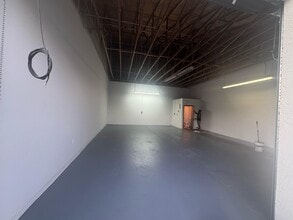 4590 Babcock St NE, Palm Bay, FL à louer Photo intérieure- Image 2 de 2