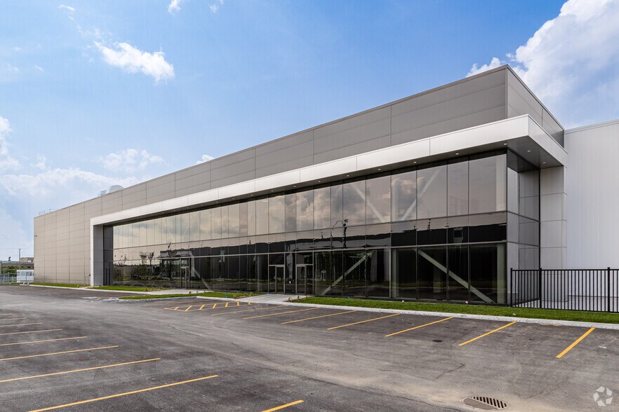 55 St Marie-Curie, Salaberry-de-valleyfield, QC for sale - Building Photo - Image 1 of 1