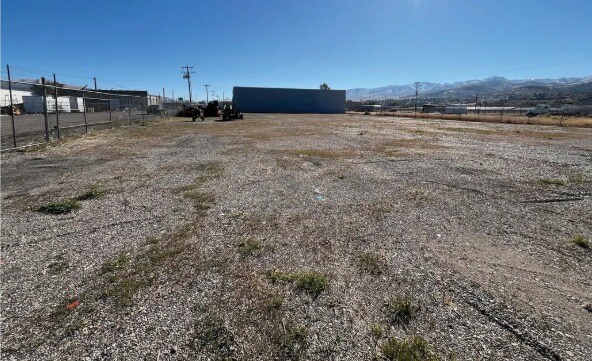 Yard Space, 1925 Harrison Ave, Pocatello, ID à vendre - Photo principale - Image 1 de 4