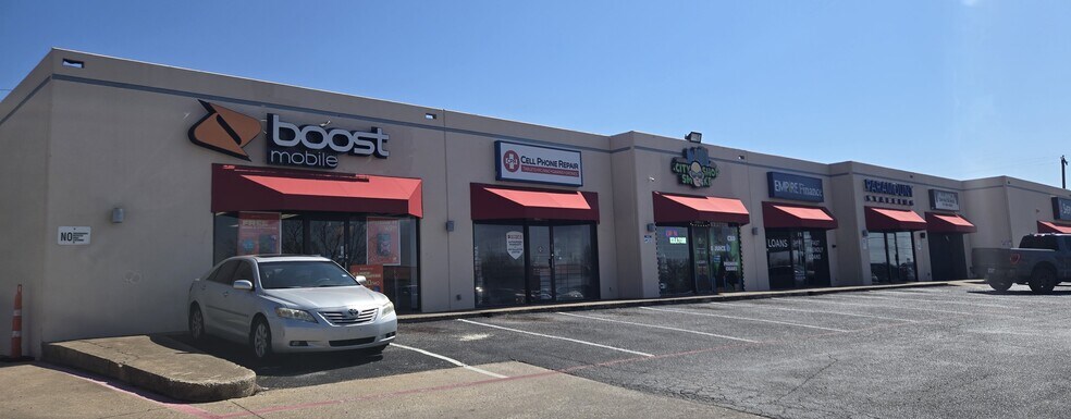 6420 Denton Hwy, Watauga, TX à louer - Photo du bâtiment - Image 2 de 4