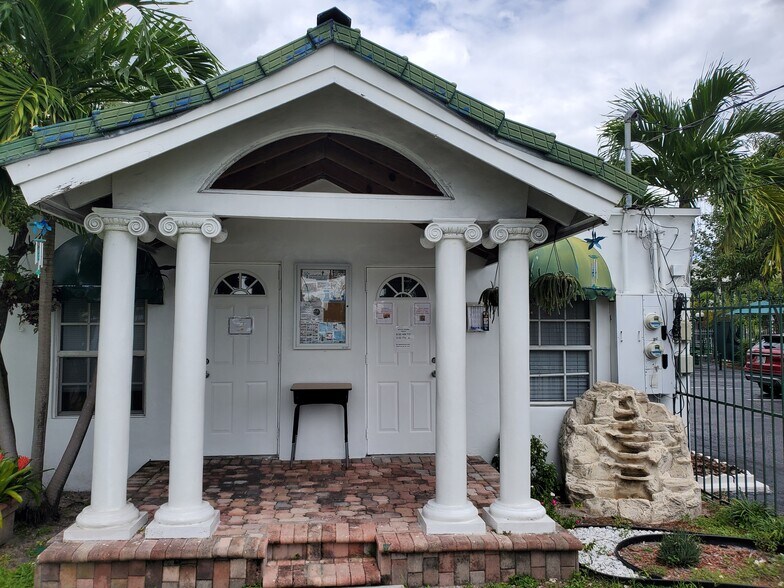 520 NW 5th St, Hallandale Beach, FL à vendre - Photo du bâtiment - Image 2 de 37