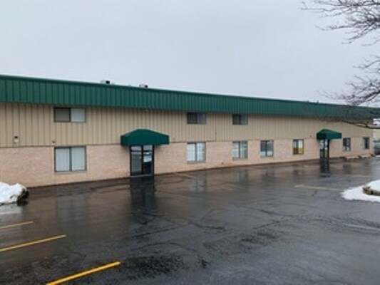 2502 Spring Ridge Rd, Spring Grove, IL for lease - Building Photo - Image 1 of 13