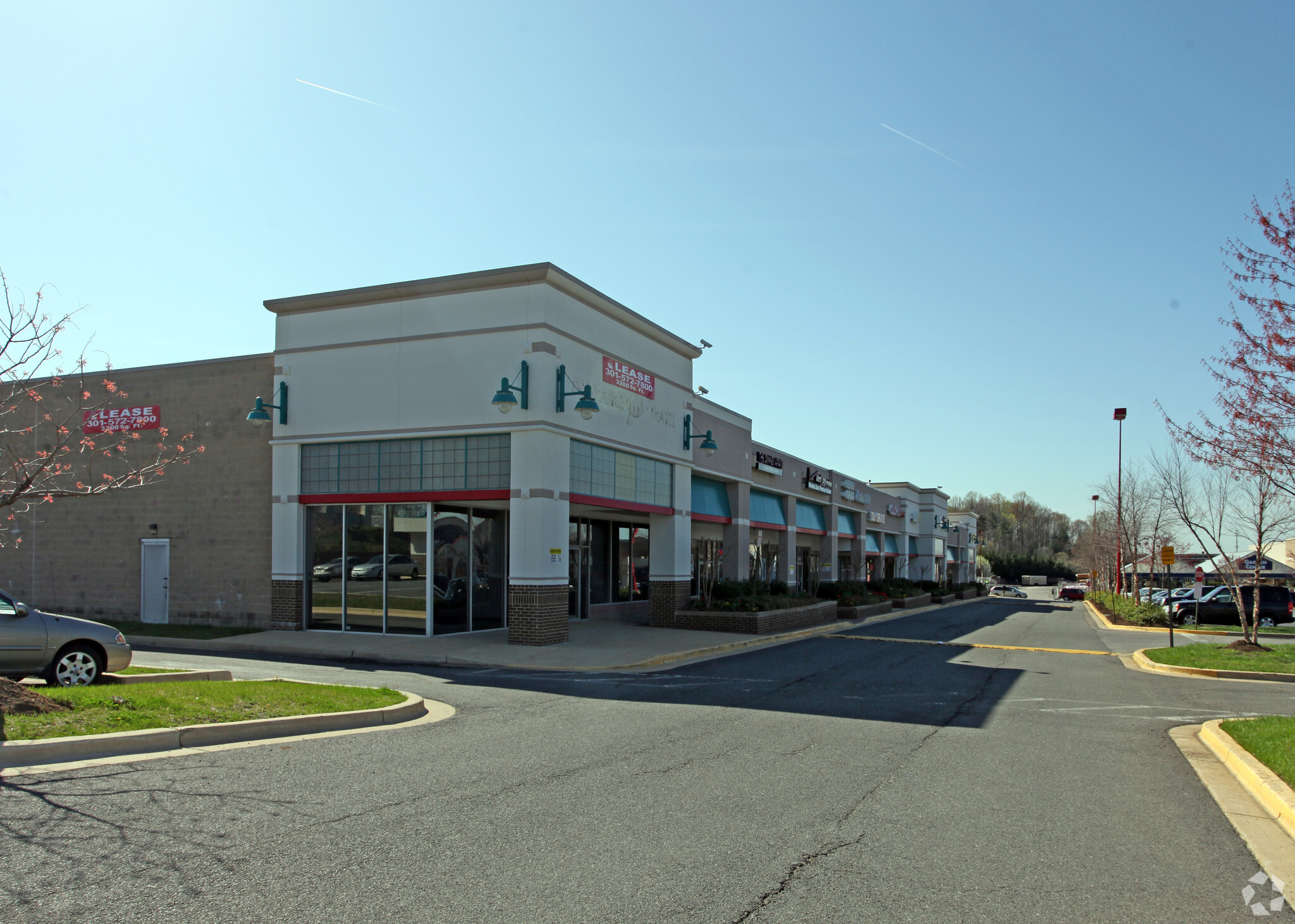 10402-10698 Campus Way S, Largo, MD à louer Photo du bâtiment- Image 1 de 5