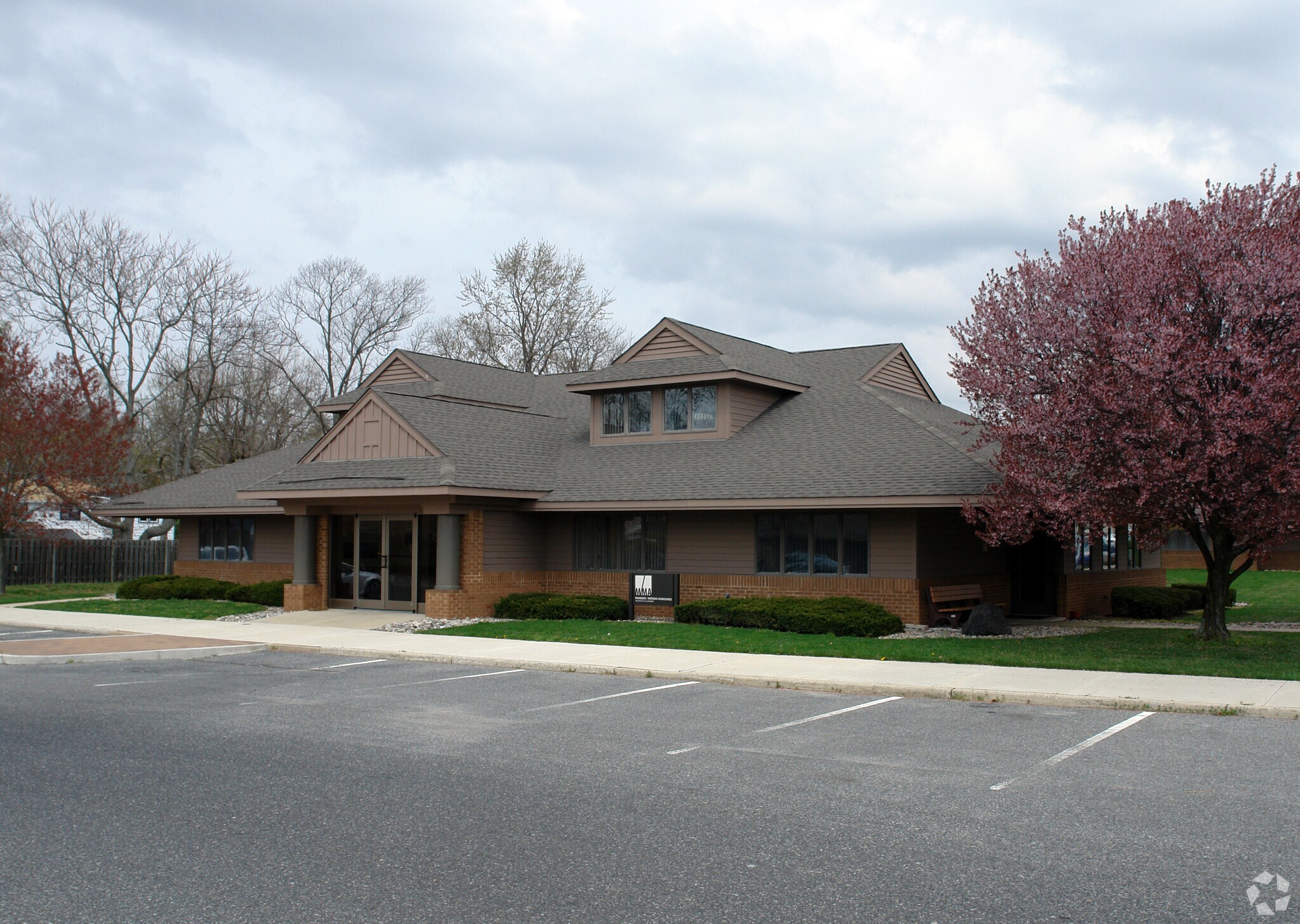 1138 E Chestnut Ave, Vineland, NJ à vendre Photo principale- Image 1 de 1