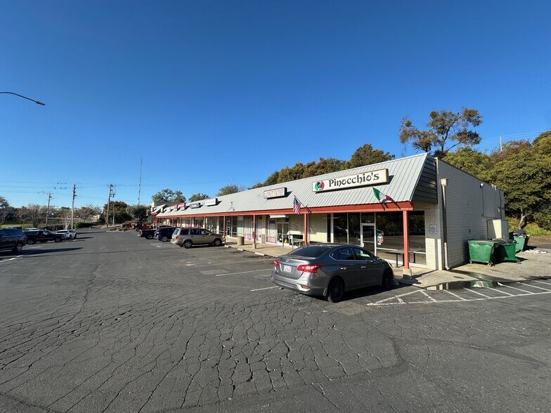 708-824 Mono Way, Sonora, CA à louer - Photo du bâtiment - Image 2 de 5