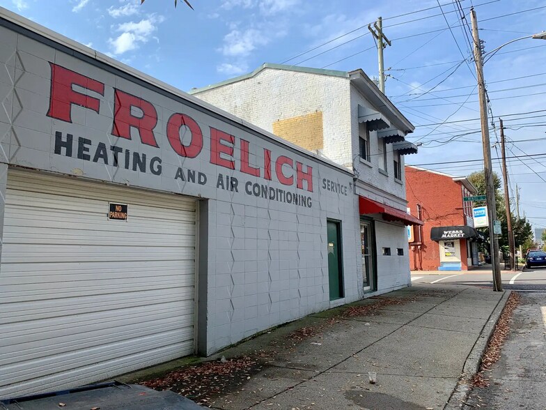 1000 E Muhammad Ali Blvd, Louisville, KY à louer - Photo du bâtiment - Image 3 de 6