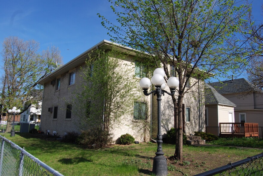 2800 Stevens Ave, Minneapolis, MN for sale - Building Photo - Image 2 of 13