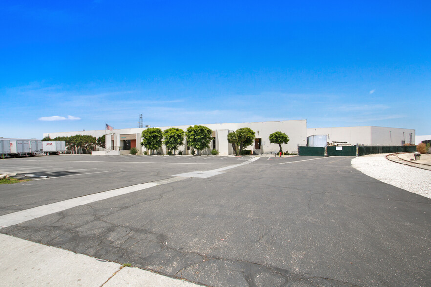 5701 Fresca Dr, La Palma, CA for sale - Building Photo - Image 1 of 1