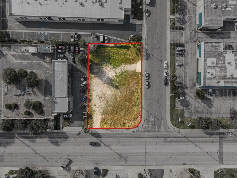 5455 Arrow Hwy, Montclair, CA à vendre - Photo du bâtiment - Image 2 de 18