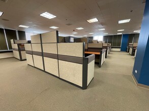 8001 Lincoln Ave, Skokie, IL for lease Interior Photo- Image 1 of 9