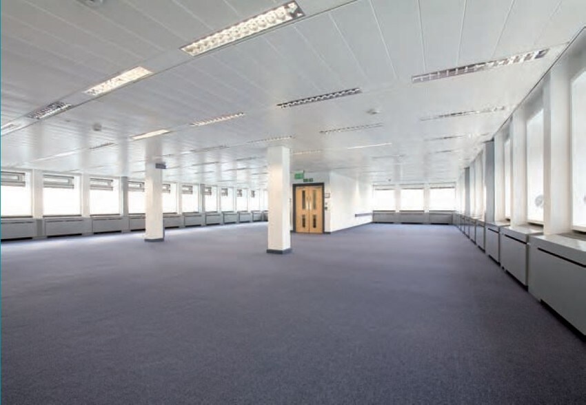 389 Chiswick High Rd, Londres à louer - Photo intérieure - Image 2 de 16