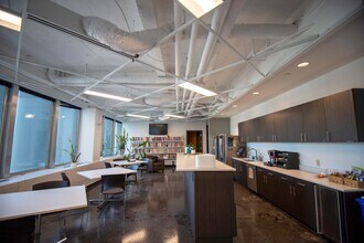 401 Church St, Nashville, TN for lease Interior Photo- Image 2 of 7