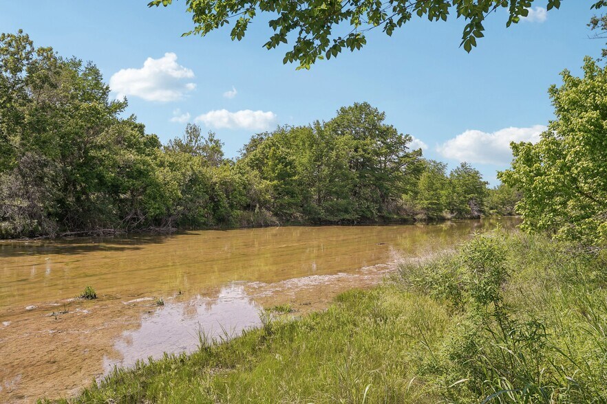 1901 Memorial Blvd, Kerrville, TX à vendre - Photo du bâtiment - Image 2 de 41