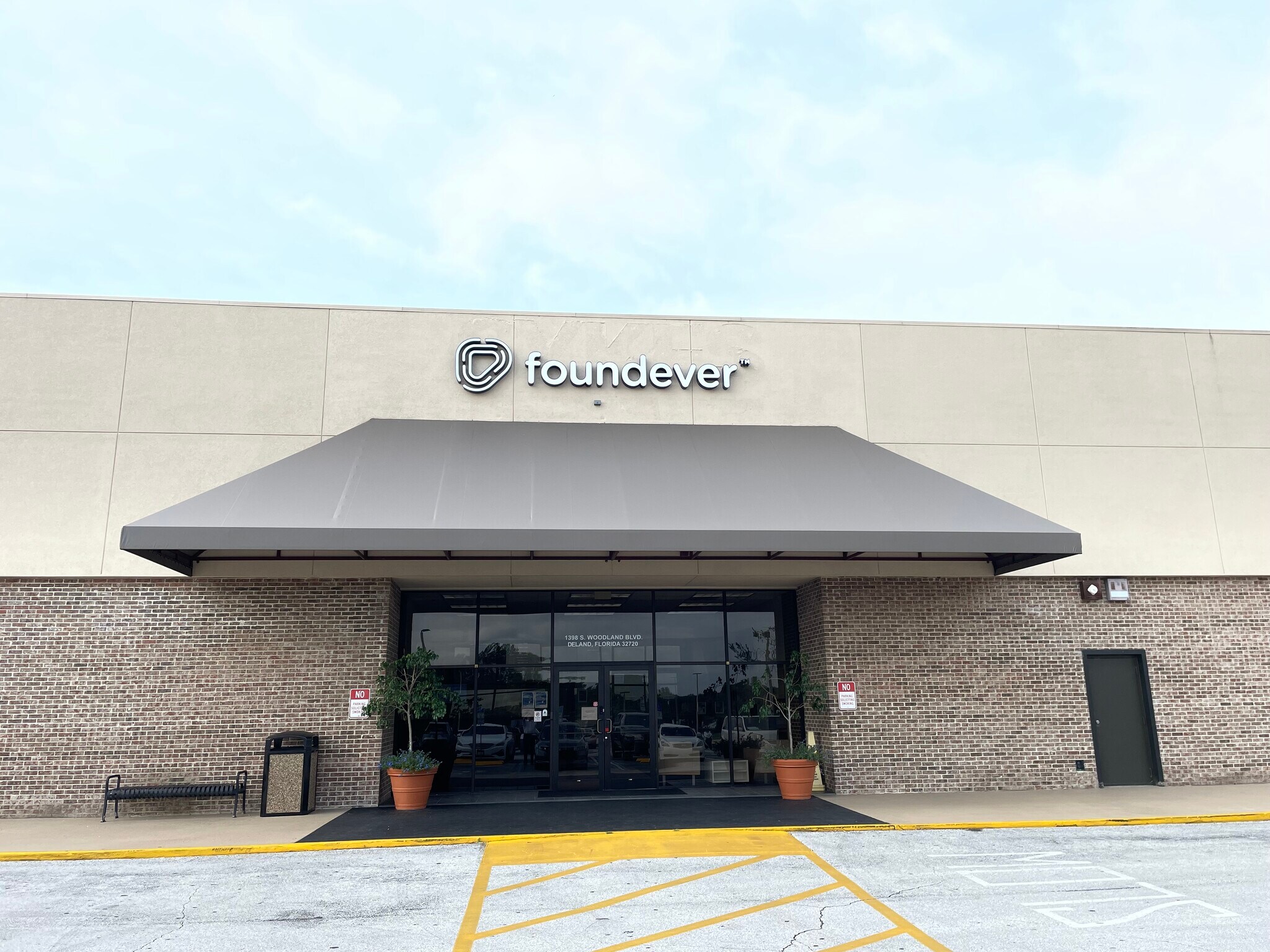 1304-1398 S Woodland Blvd, Deland, FL à vendre Photo du bâtiment- Image 1 de 1