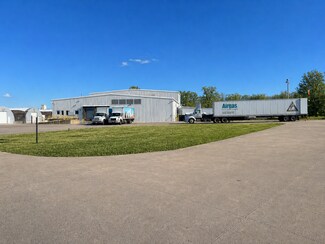 Plus de détails pour 2230 Stewart Rd, Muscatine, IA - Flex à vendre