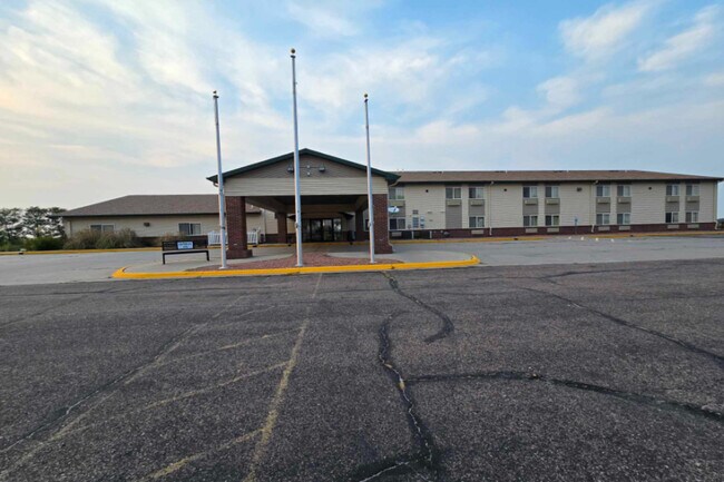 More details for 748 E 12th St, Imperial, NE - Hospitality for Sale