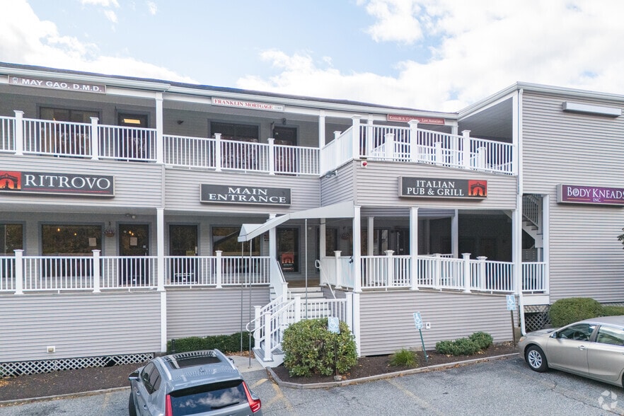 1050 Main St, East Greenwich, RI for sale - Building Photo - Image 3 of 5