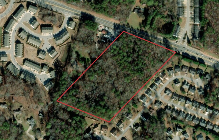 6381 Covington hwy, Lithonia, GA à vendre - Photo du bâtiment - Image 2 de 3