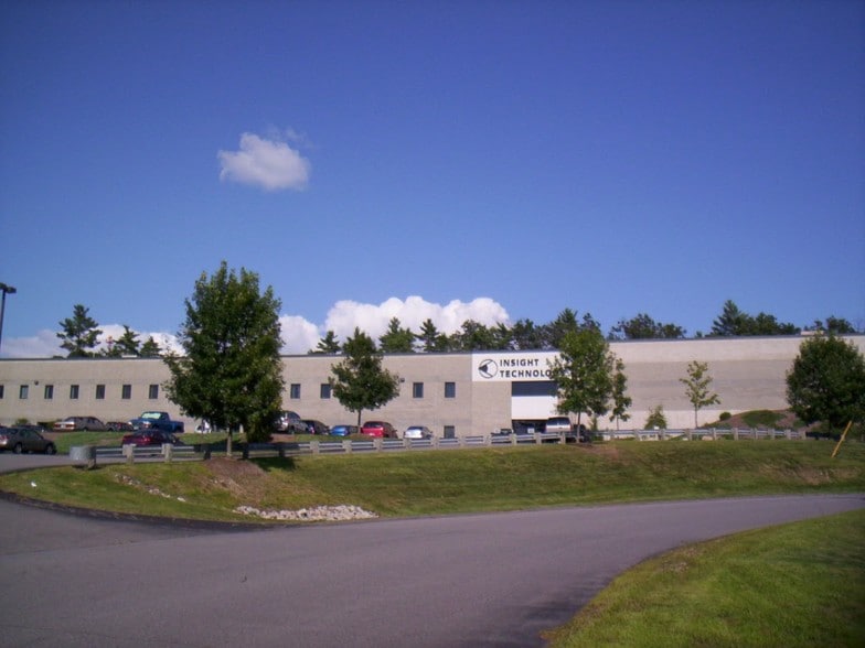 3 Technology Dr, Londonderry, NH for sale - Building Photo - Image 2 of 3