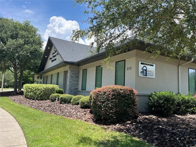 Plus de détails pour 212 NW 135th Way, Newberry, FL - Bureau à louer