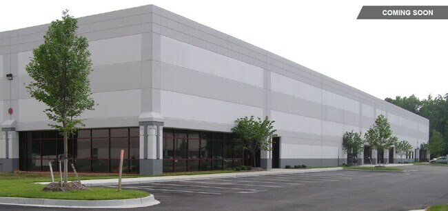 Plus de détails pour 10408 Lakeridge Pky, Ashland, VA - Industriel à louer