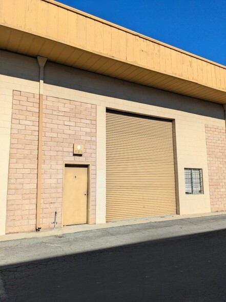 49 Hangar Way, Watsonville, CA for lease - Building Photo - Image 3 of 6