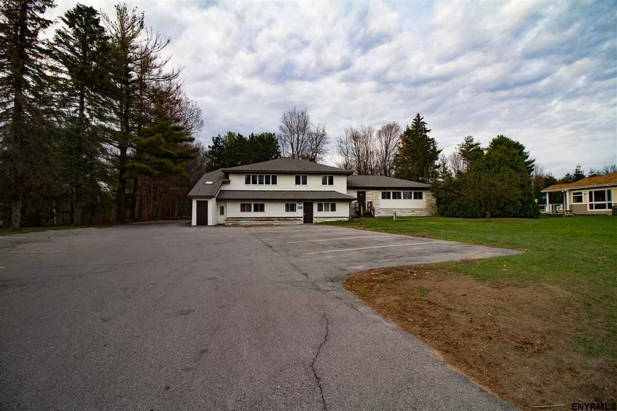 985 Rt-146, Clifton Park, NY for sale - Primary Photo - Image 1 of 1