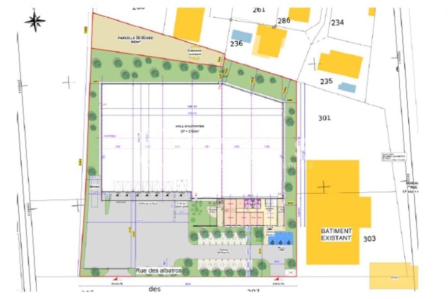 Industrial in Mions for lease - Building Photo - Image 3 of 7