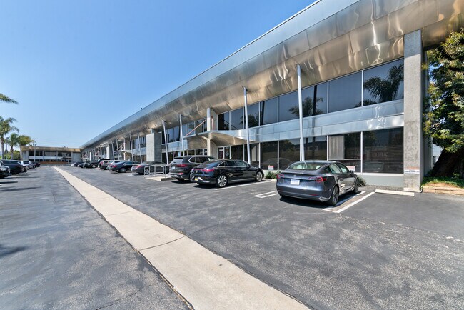 More details for 2036-2048 Armacost Ave, Los Angeles, CA - Office for Lease