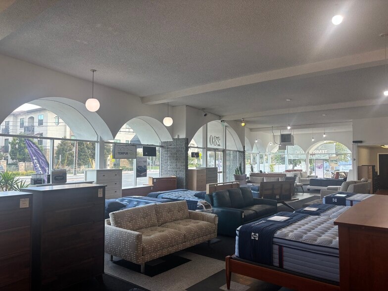 280 El Camino Real, San Carlos, CA for sale - Building Photo - Image 3 of 6