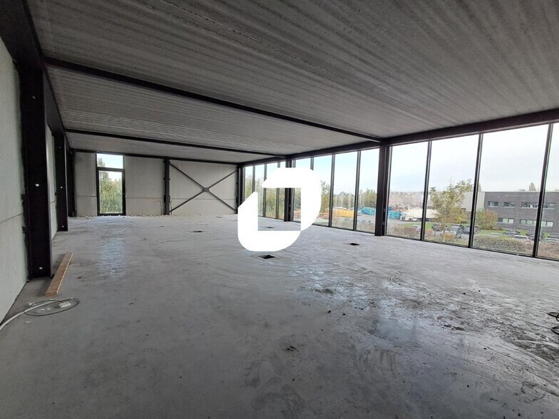 Flex in Comines for sale - Interior Photo - Image 3 of 8