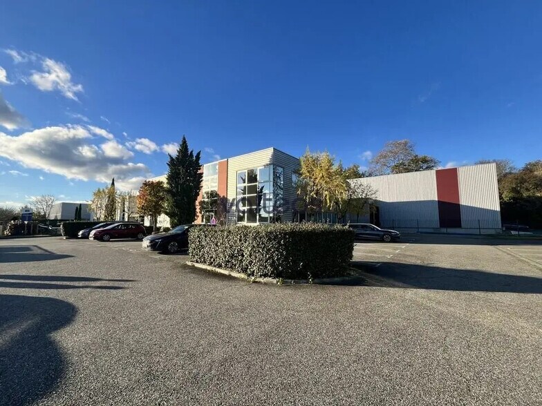 Bureau dans Quint-Fonsegrives à louer - Photo du bâtiment - Image 1 de 12