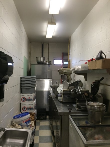 241 N Centre St, Merchantville, NJ à vendre - Photo du bâtiment - Image 2 de 15