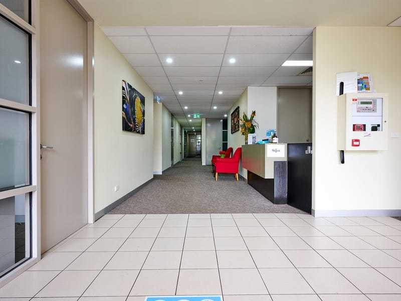 203-205 Blackburn Rd, MOUNT WAVERLEY, VIC 3149 - Unit 208 - - Interior Photo - Image 1 of 6