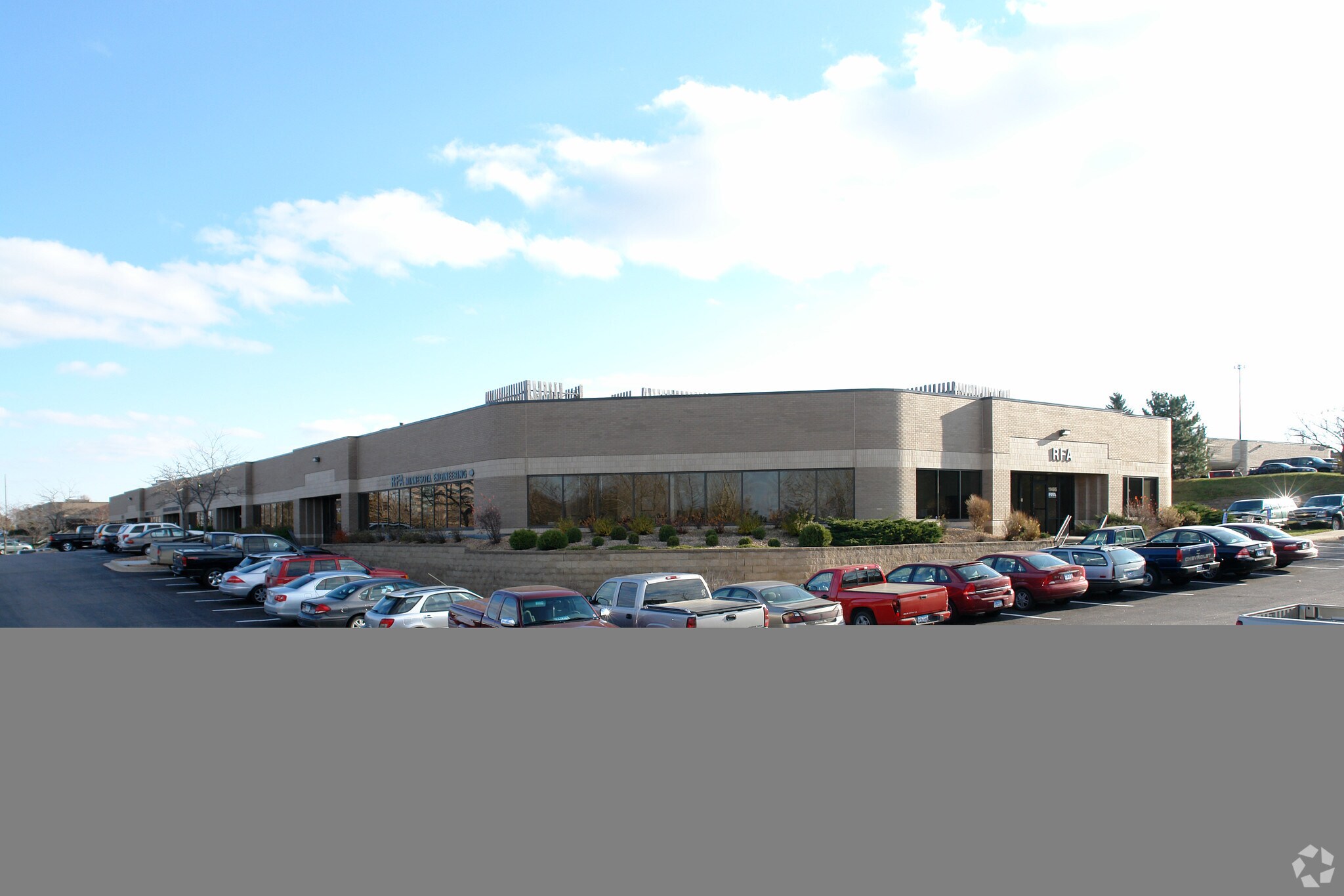 11471-11495 Valley View Rd, Eden Prairie, MN for lease Primary Photo- Image 1 of 4