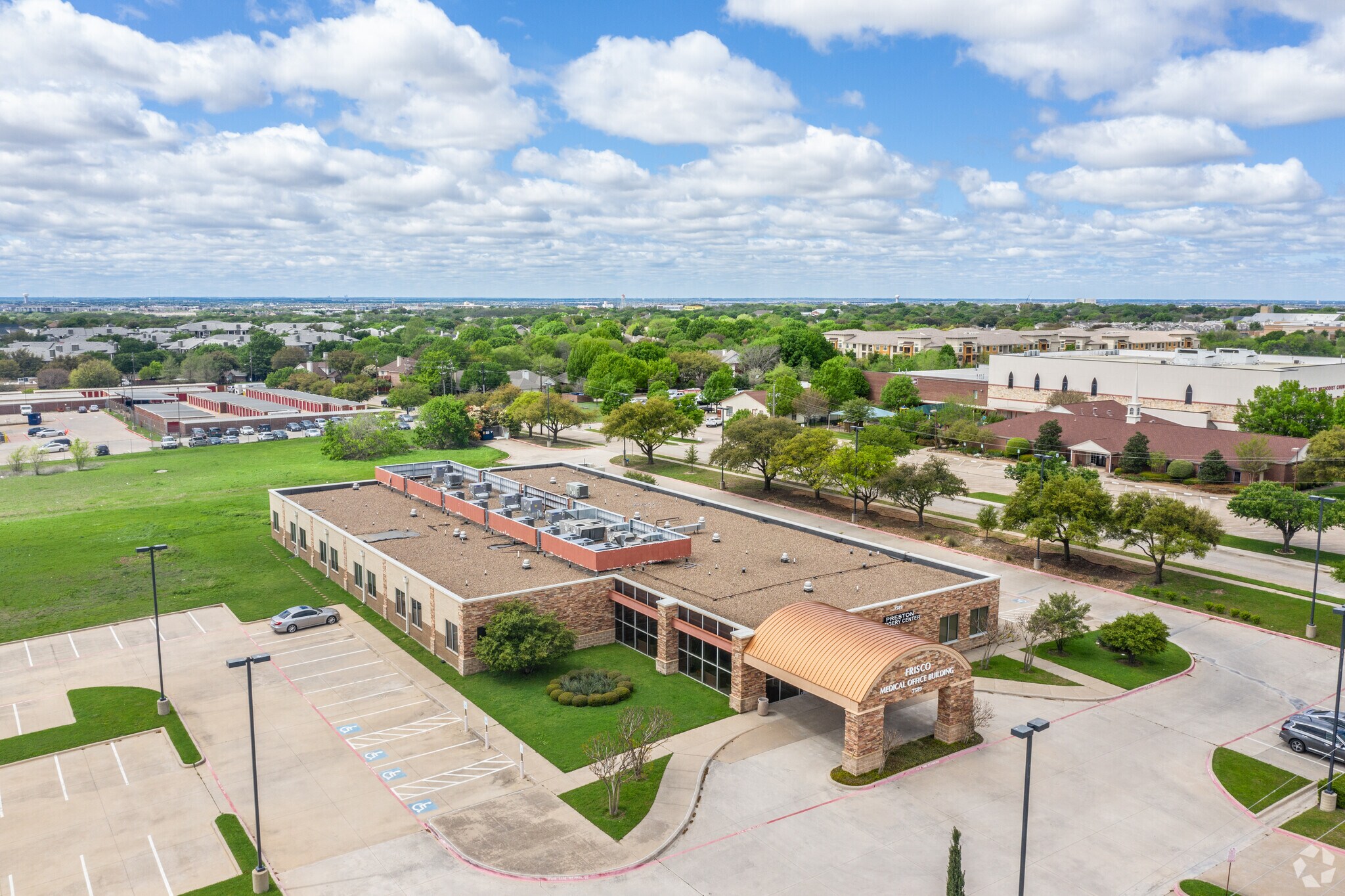 7589 Preston Rd, Frisco, TX à louer Photo du bâtiment- Image 1 de 5