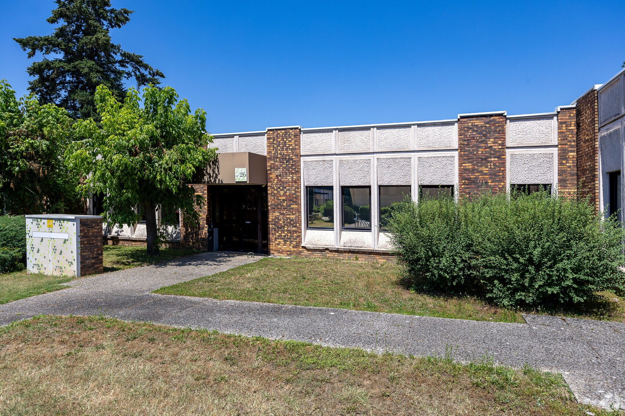 33 Avenue Du Docteur Georges Lévy, Vénissieux à louer Photo principale- Image 1 de 3