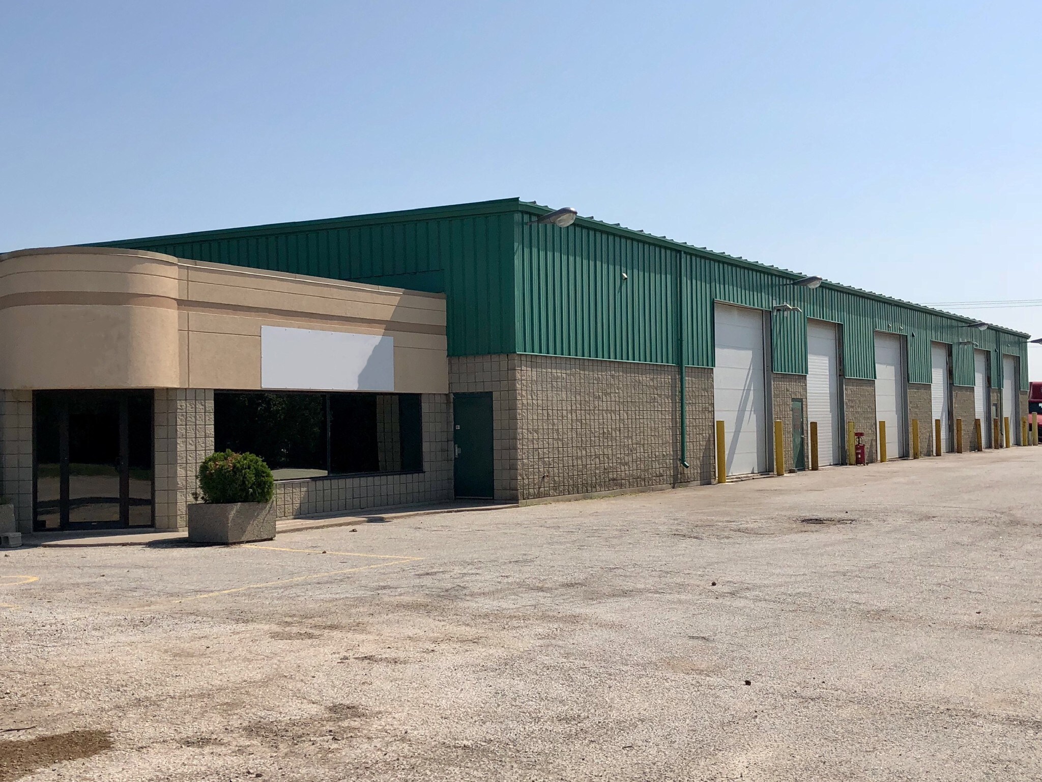 4375-4445 County Rd 42, Windsor, ON à vendre Autre- Image 1 de 1