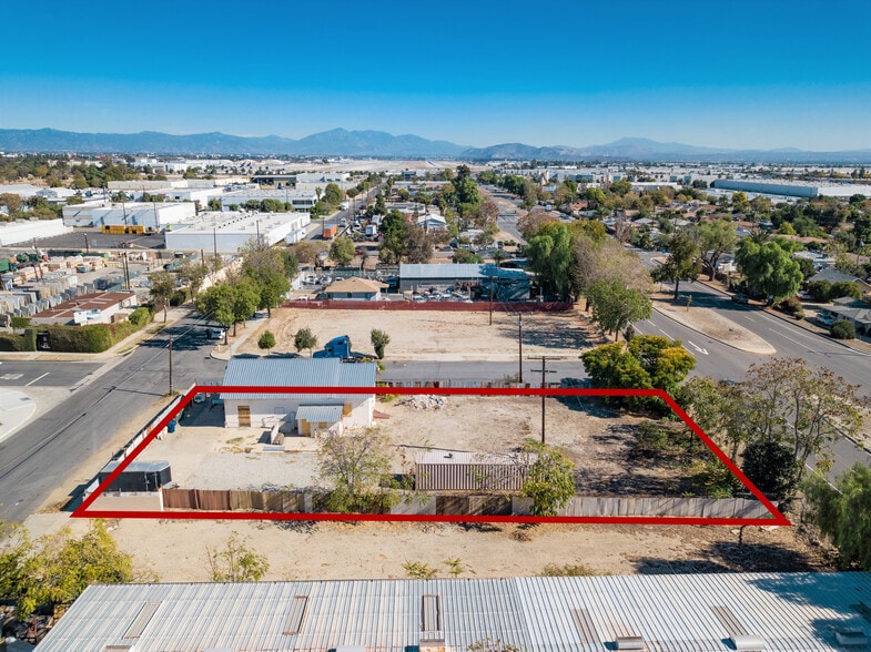 764 E California St, Ontario, CA for lease - Building Photo - Image 3 of 12