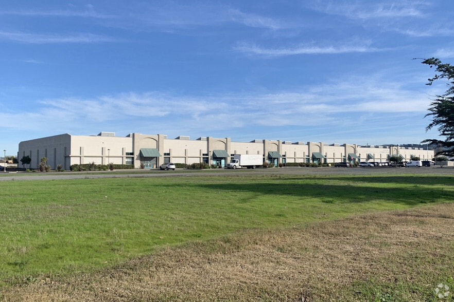 1275 Hall Ave, Richmond, CA à louer - Photo du bâtiment - Image 2 de 4