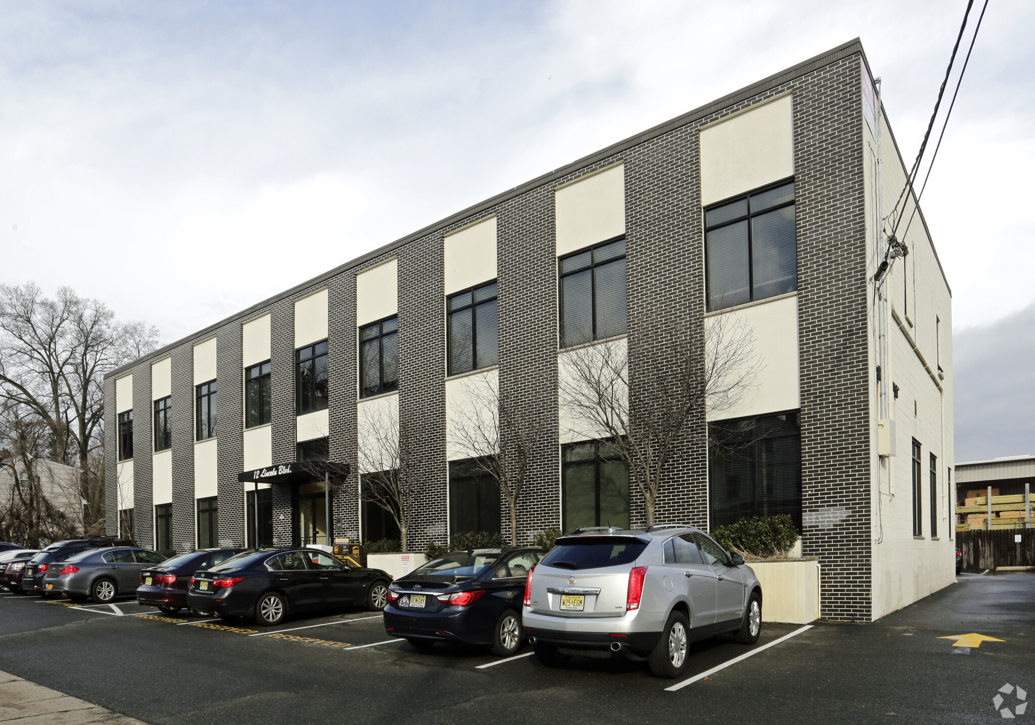 12 Lincoln Blvd, Emerson, NJ for lease Building Photo- Image 1 of 5