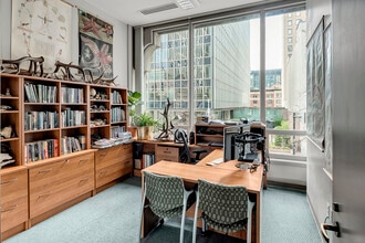 208 Columbia St, Seattle, WA for lease Building Photo- Image 2 of 4