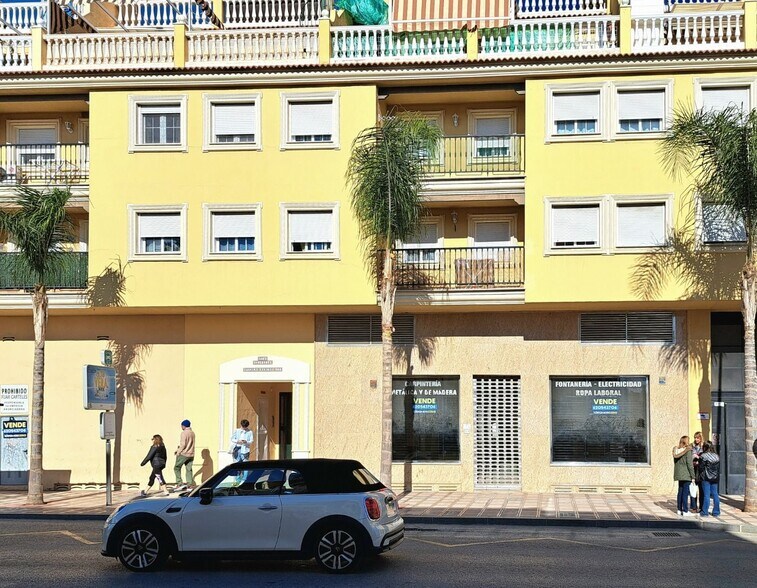 Retail in Rincón de la Victoria for sale - Building Photo - Image 3 of 18