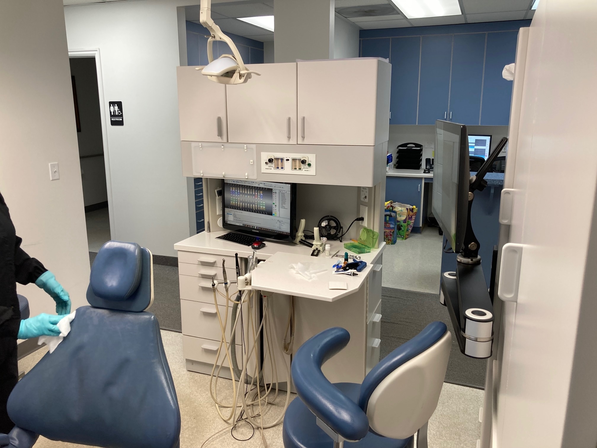 9233 S Redwood Rd, West Jordan, UT for lease Primary Photo- Image 1 of 13