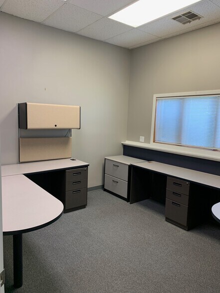 15185 Carrousel Way, Rosemount, MN à vendre - Photo du bâtiment - Image 2 de 6