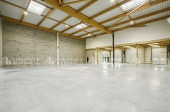 Flex in Graveson for lease Interior Photo- Image 2 of 5